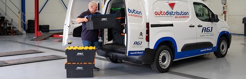 Package-swap: van karton naar herbruikbare kunststof bakken